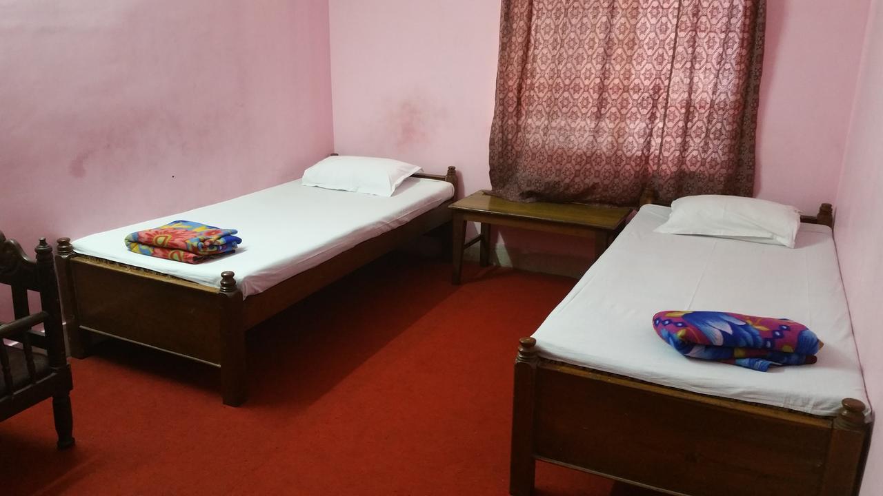 Renu Guest House Kalkuta Zewnętrze zdjęcie