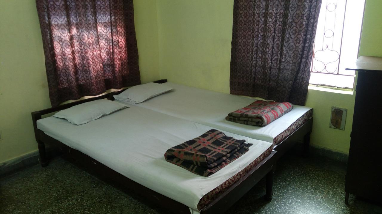 Renu Guest House Kalkuta Zewnętrze zdjęcie