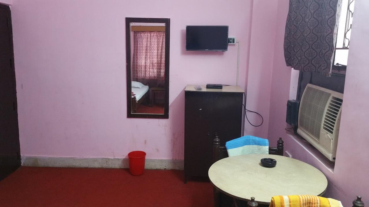 Renu Guest House Kalkuta Zewnętrze zdjęcie