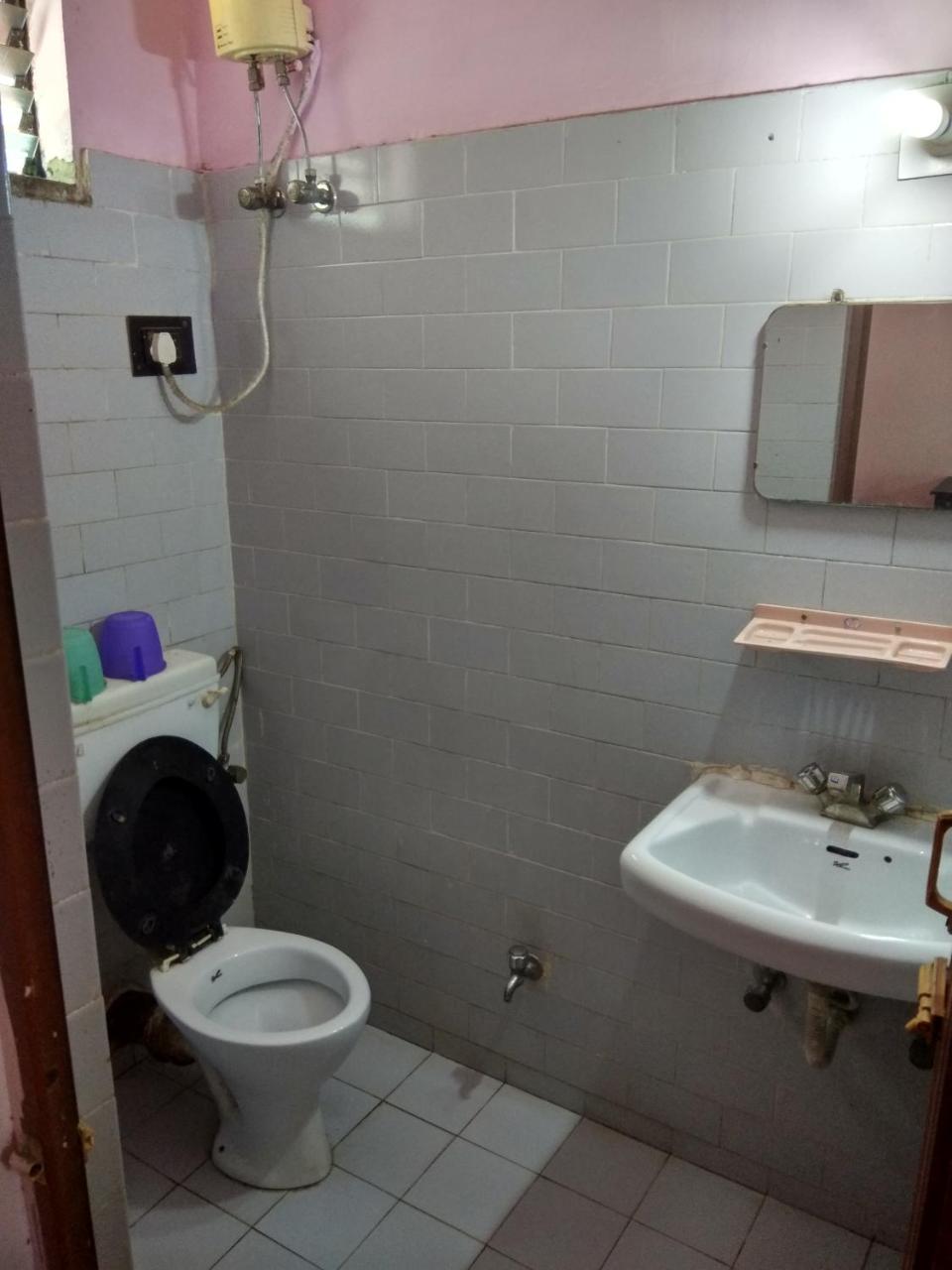 Renu Guest House Kalkuta Zewnętrze zdjęcie