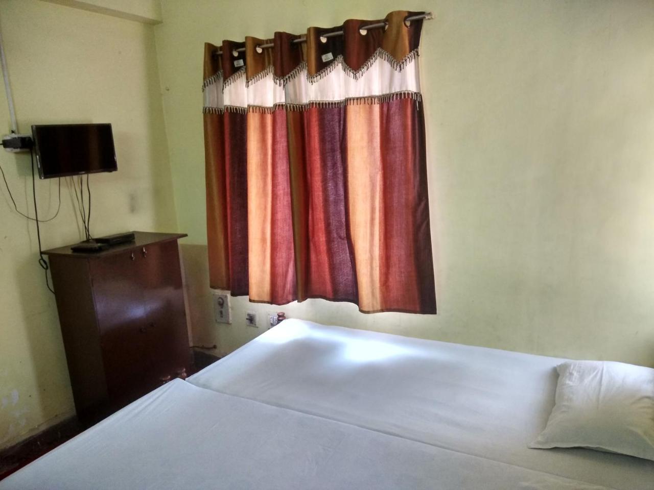 Renu Guest House Kalkuta Zewnętrze zdjęcie