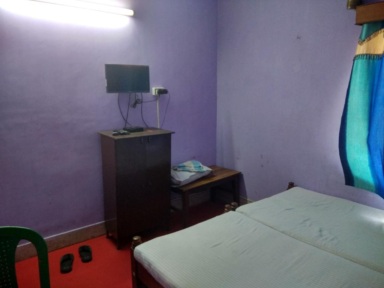 Renu Guest House Kalkuta Zewnętrze zdjęcie