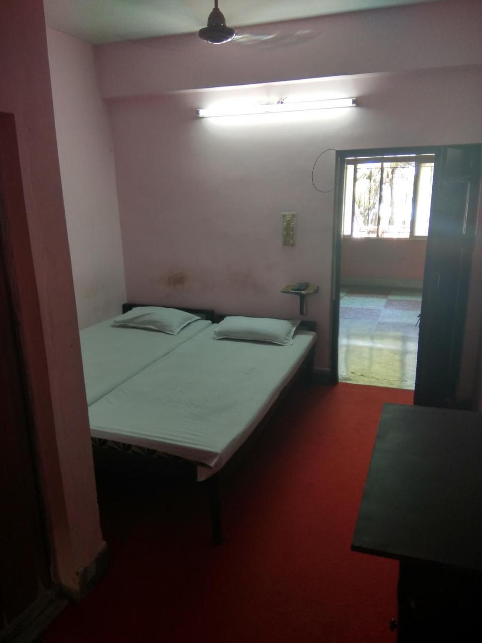Renu Guest House Kalkuta Zewnętrze zdjęcie